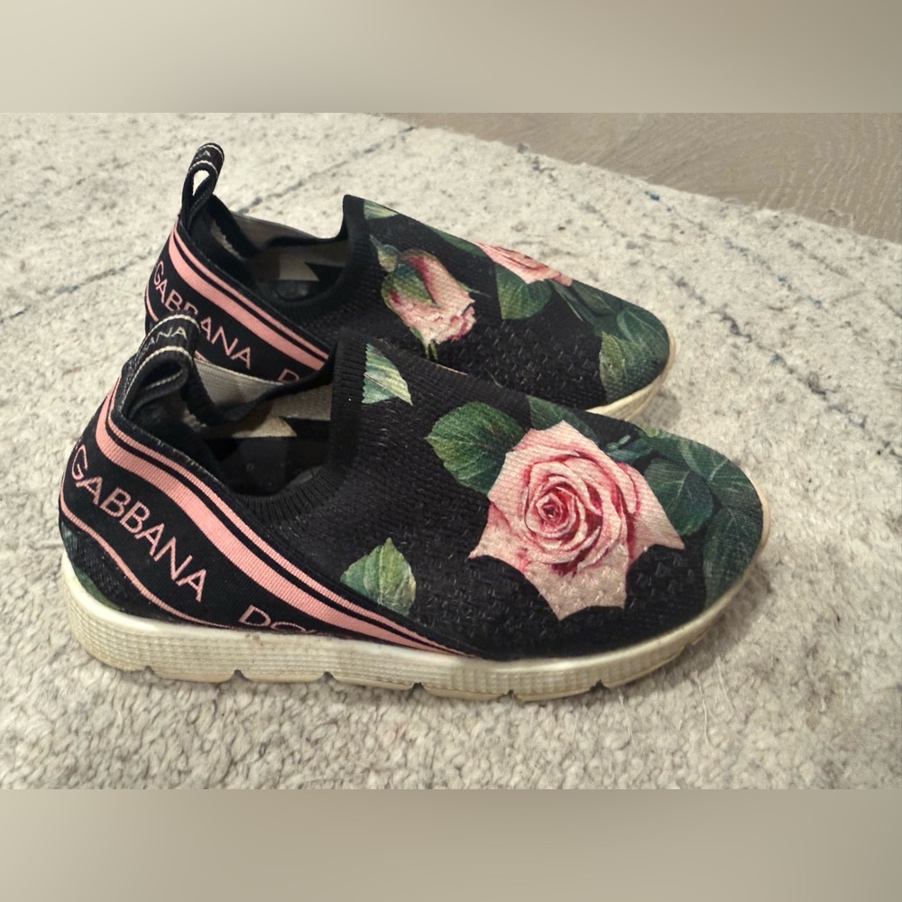 Dolce & Gabbana Black and Pink Floral Rose Kids Girls Sneakers Shoes 23/7